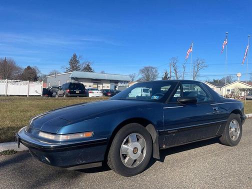 1989 Buick Reatta Base 2dr Coupe