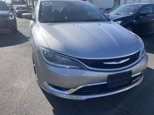 2015 Chrysler 200 C