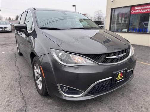 2019 Chrysler Pacifica Touring Plus
