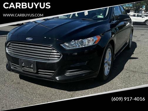 2016 Ford Fusion SE