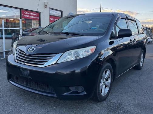 2014 Toyota Sienna L