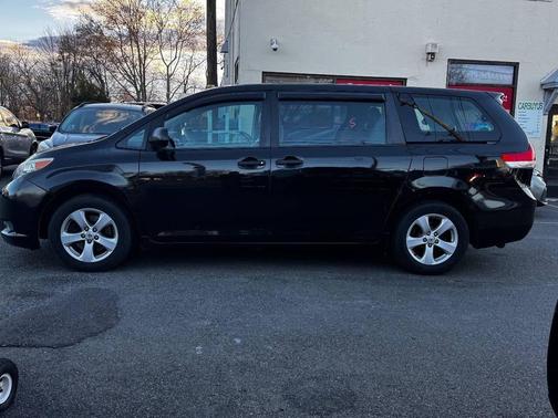 2014 Toyota Sienna L