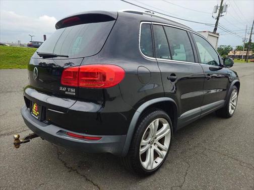 2012 Volkswagen Tiguan SEL