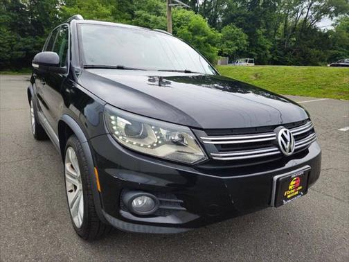 2012 Volkswagen Tiguan SEL