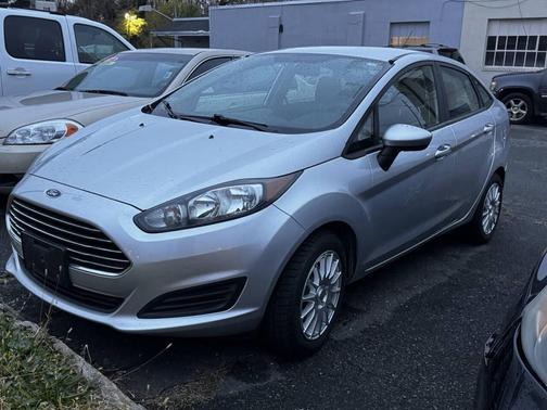 2016 Ford Fiesta S