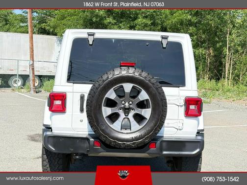 Bright White Clearcoat 2020 Jeep Wrangler Unlimited Sahara