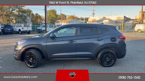 2021 Hyundai TUCSON SE