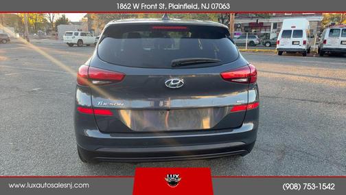 2021 Hyundai TUCSON SE