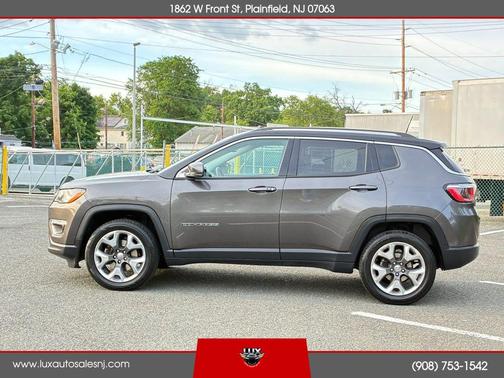 Granite Crystal Metallic Clearcoat 2018 Jeep Compass Limited