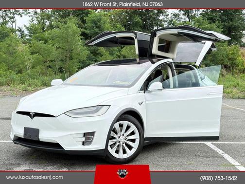 White 2018 Tesla Model X 100D