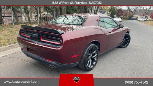 2022 Dodge Challenger SXT