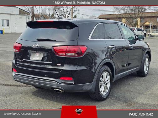 2019 Kia Sorento LX