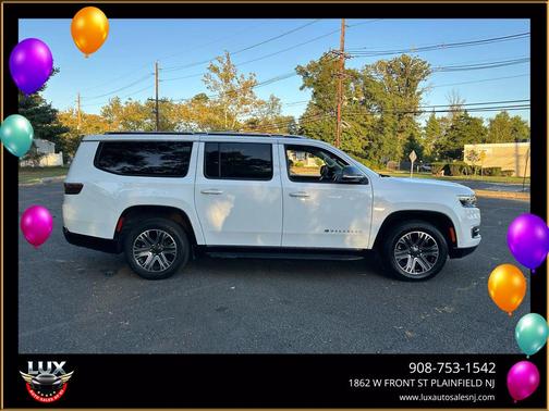 2023 Jeep Wagoneer L Series II 4x2