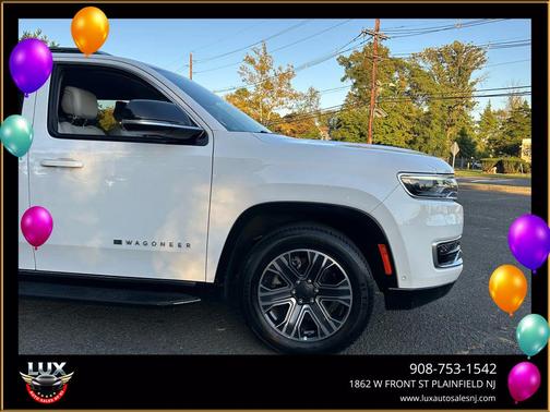 2023 Jeep Wagoneer L Series II 4x2