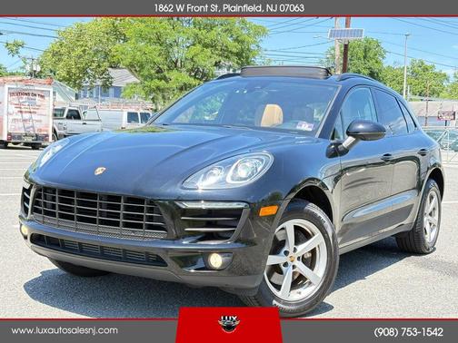 Black 2018 Porsche Macan Macan Sport Edition