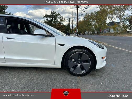2022 Tesla Model 3 Long Range