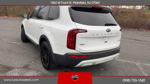 White 2021 Kia Telluride LX