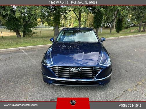 2022 Hyundai SONATA SE