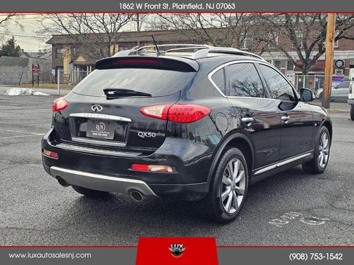 2017 INFINITI QX50 Base