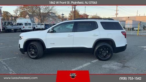 2023 GMC Acadia AWD AT4