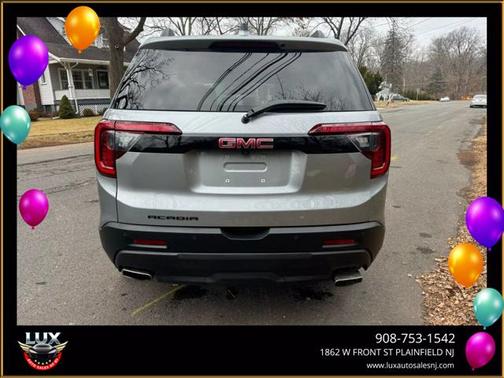 2023 GMC Acadia FWD SLT