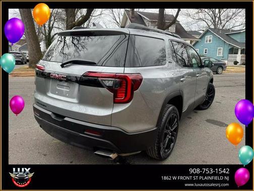 2023 GMC Acadia FWD SLT