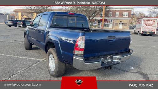 2015 Toyota Tacoma Base