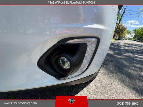 White 2015 Mitsubishi Outlander Sport SE