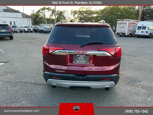 2017 GMC Acadia SLE-2
