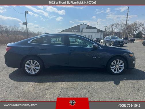2022 Chevrolet Malibu FWD LT
