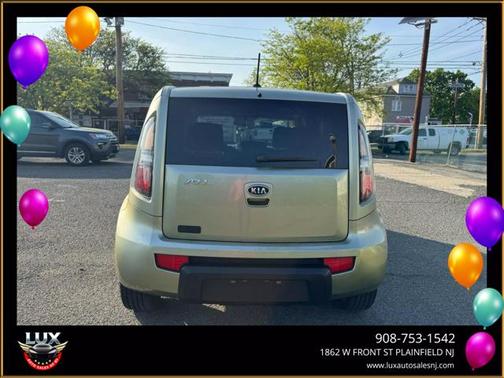 2011 Kia Soul +