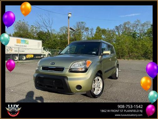 2011 Kia Soul +