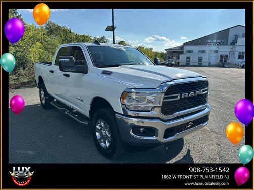 2024 RAM 2500 Big Horn Crew Cab 4x4 6'4' Box