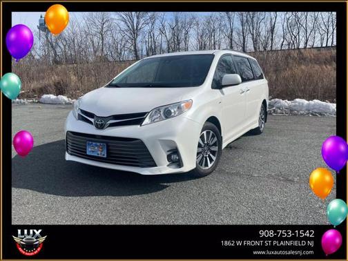 2020 Toyota Sienna XLE