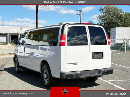 2016 Chevrolet Express 2500 LT