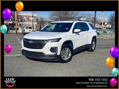 2023 Chevrolet Traverse LT Cloth