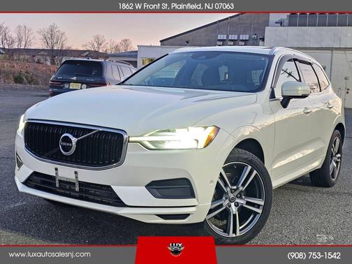 2018 Volvo XC60 T5 Momentum