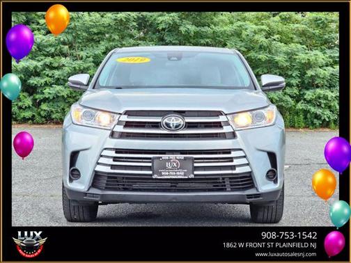 2019 Toyota Highlander LE