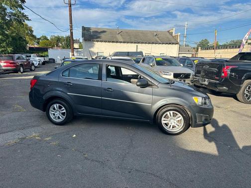 2013 Chevrolet Sonic LT