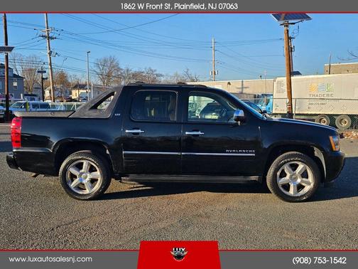 Black 2011 Chevrolet Avalanche 1500 LTZ