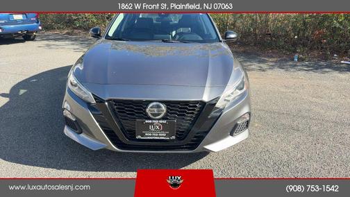 2022 Nissan Altima SR FWD