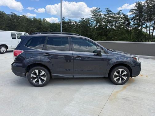 Dark Gray Metallic 2018 Subaru Forester 2.5i Limited