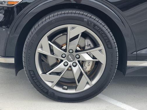 2024 Genesis Electrified GV70 Advanced AWD