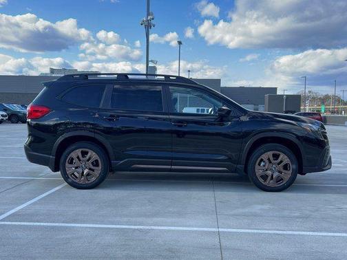 Black / Silver 2026 Subaru Ascent Bronze Edition 7-Passenger