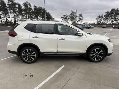 2020 Nissan Rogue SL