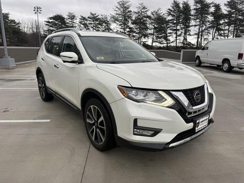 2020 Nissan Rogue SL