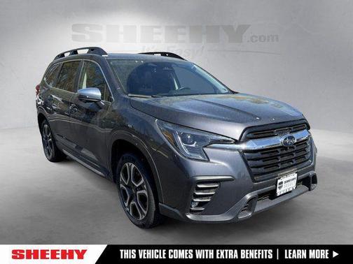 Gray Metallic 2023 Subaru Ascent Limited 8-Passenger