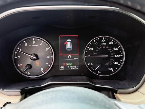 Crystal Black Silica 2023 Subaru Outback Limited XT