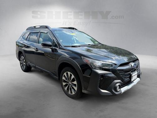Crystal Black Silica 2023 Subaru Outback Limited XT