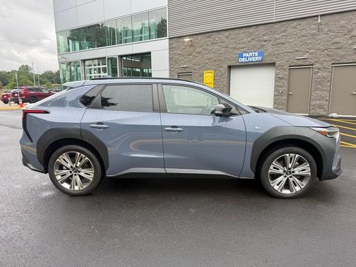 Harbor Mist Gray Pearl 2-Tone 2023 Subaru Solterra Limited